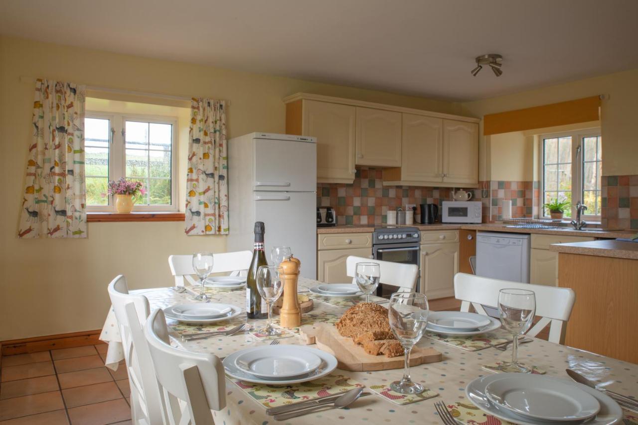 Highdown Farm Holiday Cottages Cullompton Buitenkant foto