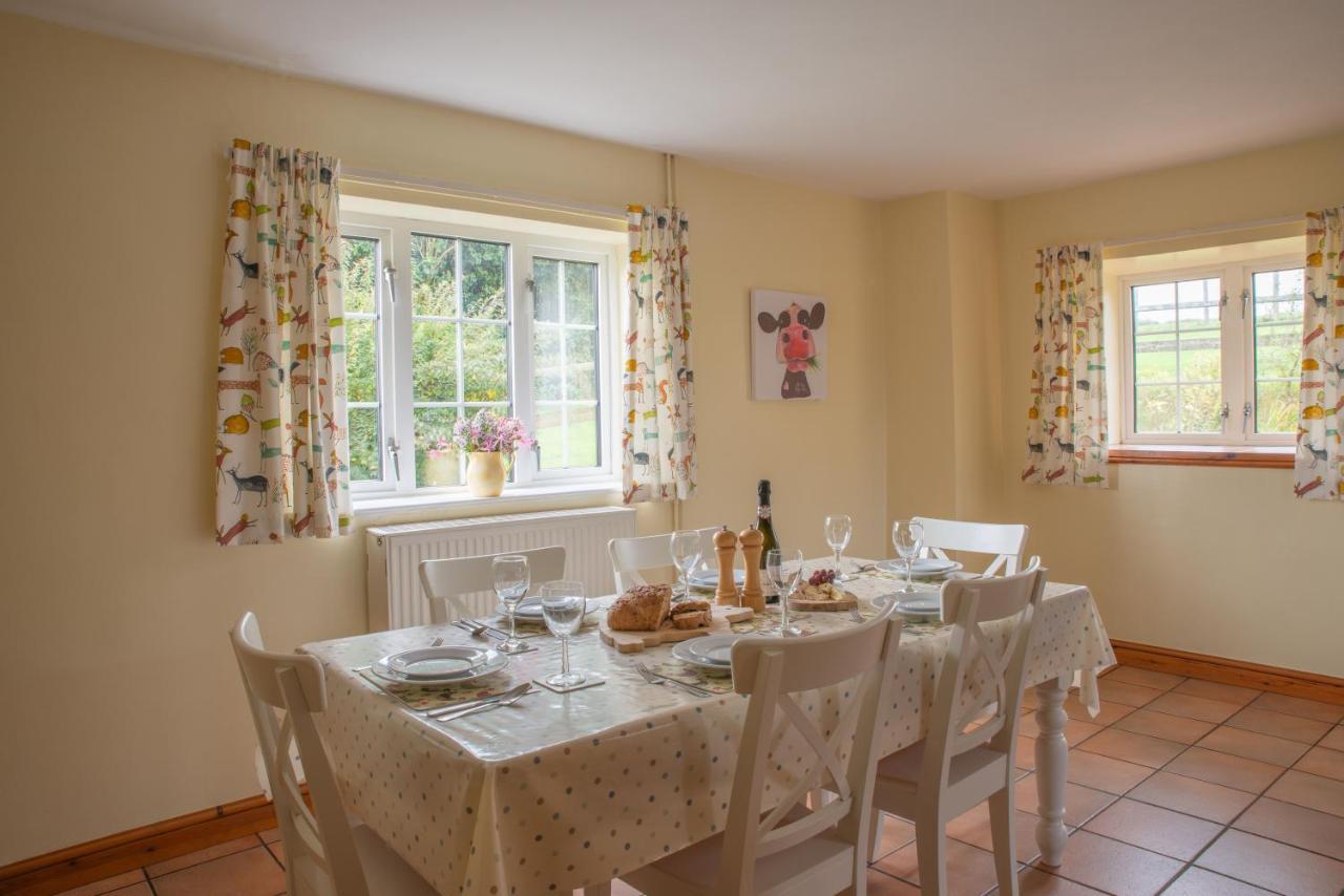 Highdown Farm Holiday Cottages Cullompton Buitenkant foto